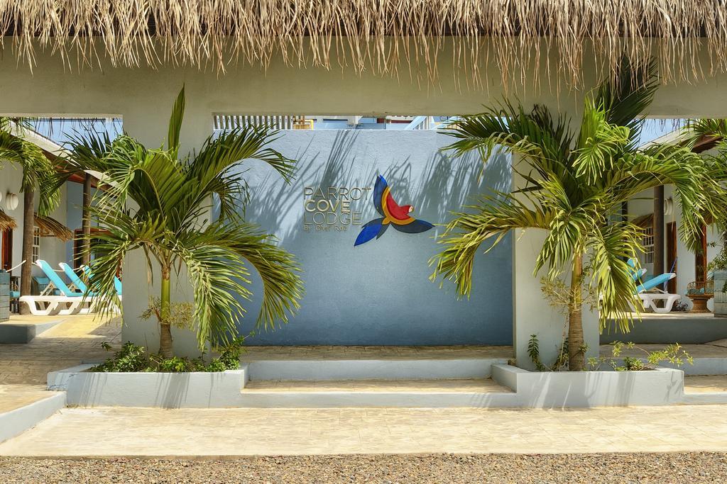 Parrot Cove Lodge Hopkins Exterior foto